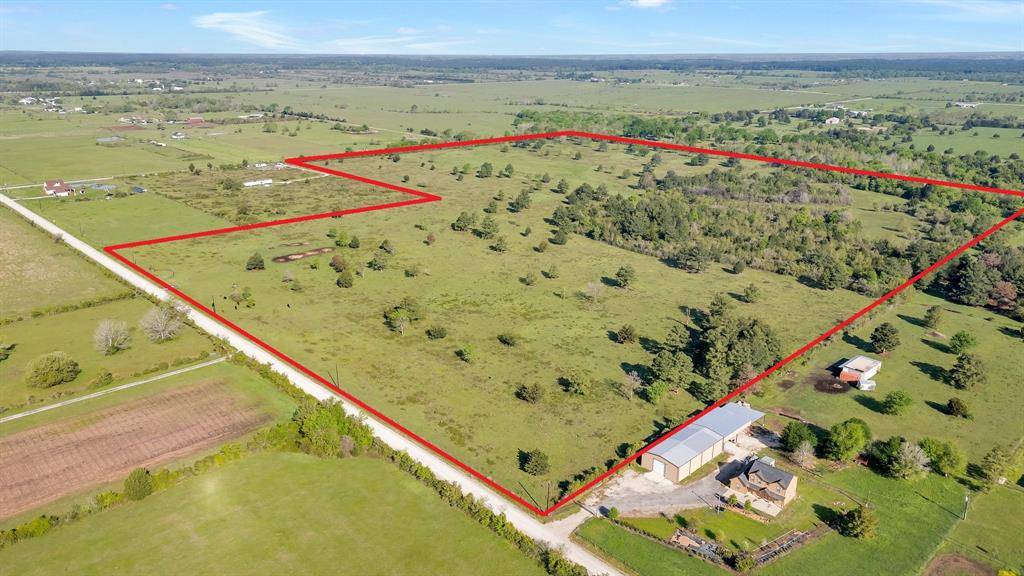 33450 Howell RD, Waller, TX 77484