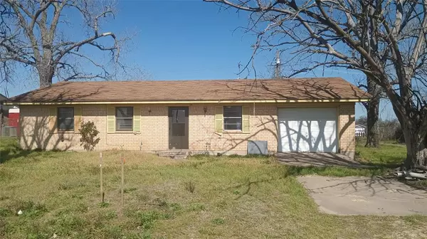 511 Metcalfe ST, Rockdale, TX 76567