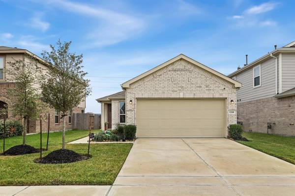 12530 Camellia Glade LN, Houston, TX 77044