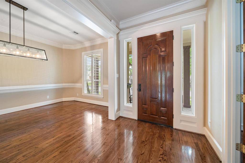 Bellaire, TX 77401,4511 Maple ST