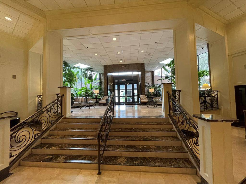 Houston, TX 77056,3525 Sage rd RD #1401