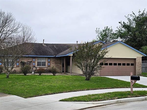 3701 Edgebrook DR, Baytown, TX 77521