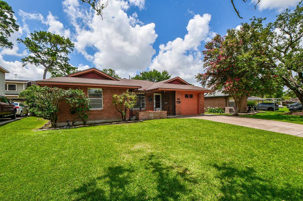 Houston, TX 77018,1215 W 31st ST
