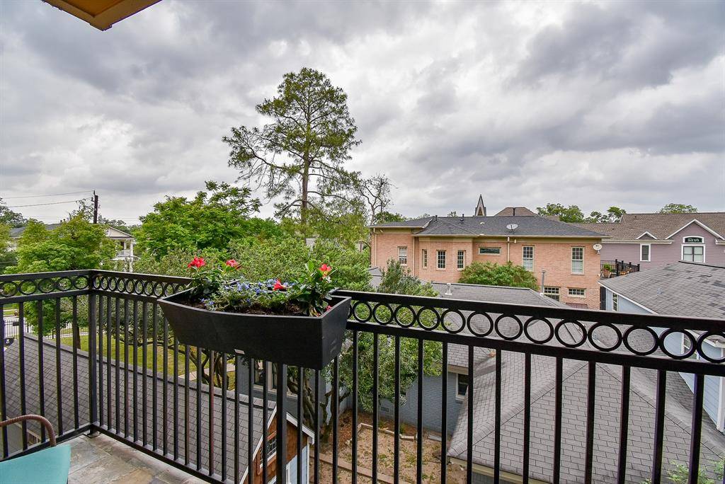 Houston, TX 77009,2802 Morrison ST #205