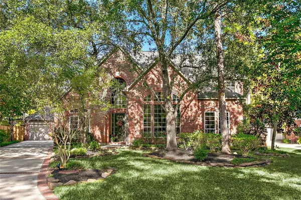 106 E Morning Cloud CIR, The Woodlands, TX 77381