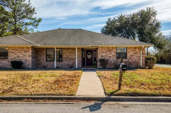 1500 Navratil DR, Brenham, TX 77833