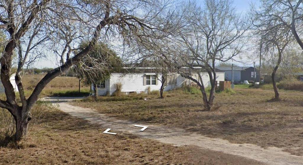 240 Ranger DR, Sandia, TX 78383