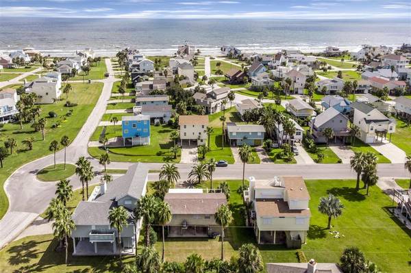 13546 Pirates Beach BLVD, Galveston, TX 77554