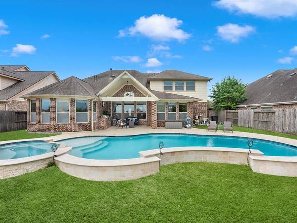 9411 W San Gabriel River CIR, Cypress, TX 77433