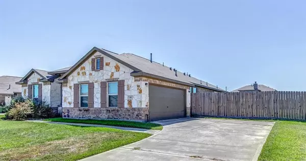 99 Jessica DR, Dayton, TX 77535