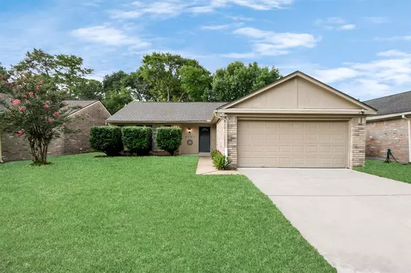 3927 Windmill ST, Sugar Land, TX 77479