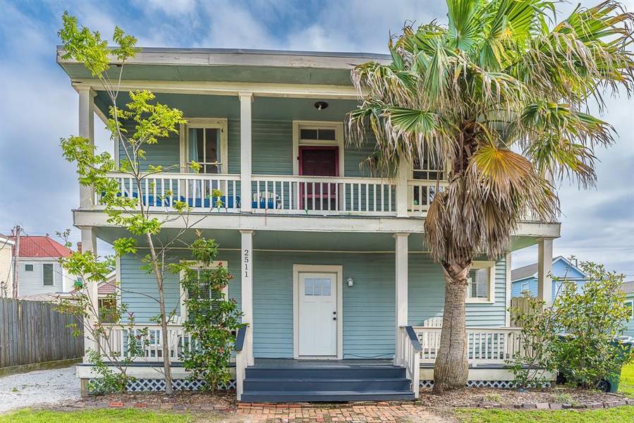 2511 Avenue L, Galveston, TX 77550