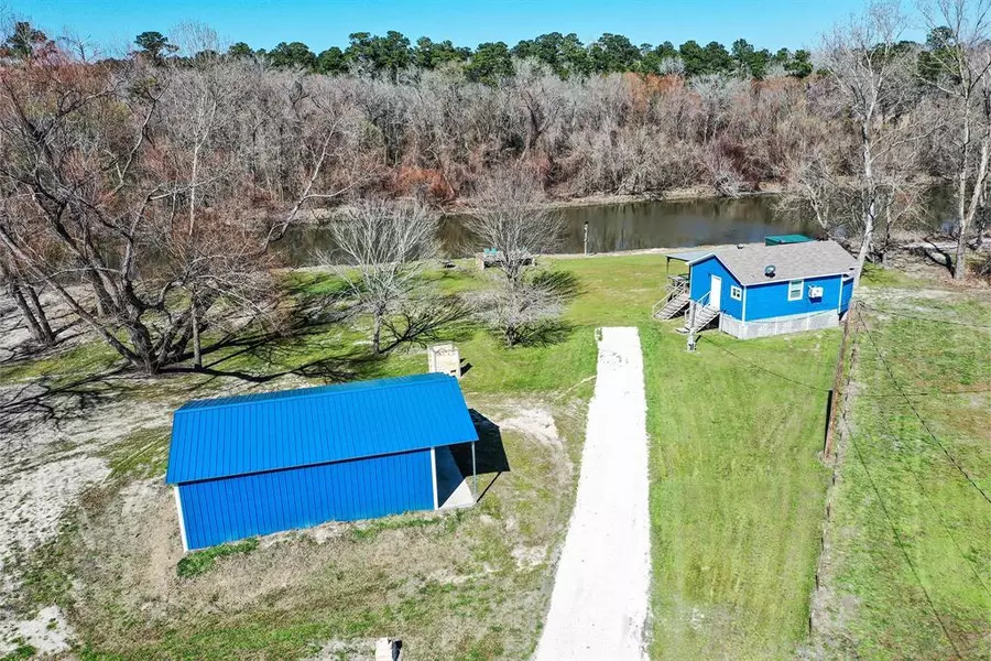 239 Fishermans Trail, Huntsville, TX 77320