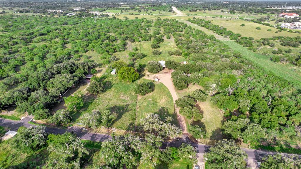 371 Old Gonzales RD, Cuero, TX 77954