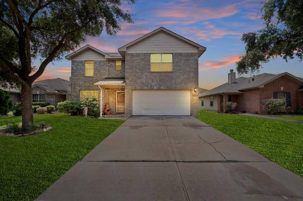 9606 Eaglewood Glen TRL, Sugar Land, TX 77498