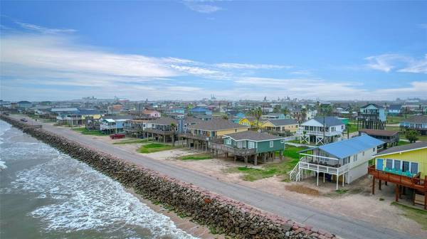 Surfside Beach, TX 77541,318 Beach DR