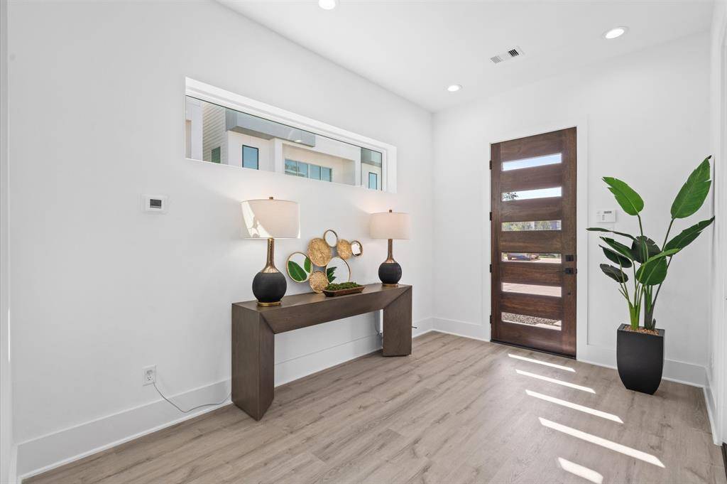 Houston, TX 77055,7613 Jacquelyn Gardens LN