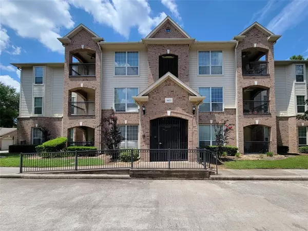 The Woodlands, TX 77382,6607 Lake Woodlands DR #313