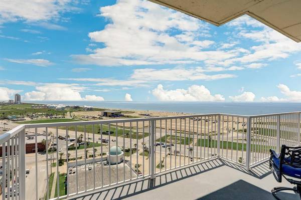 500 Seawall BLVD #1206, Galveston, TX 77550