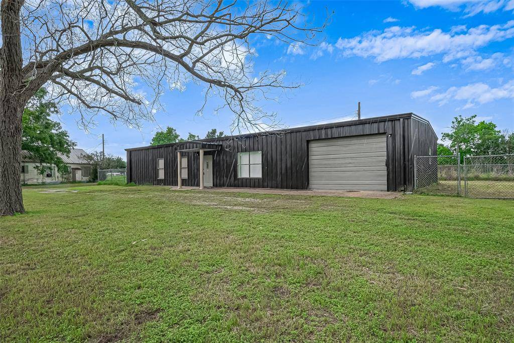 Wharton, TX 77488,8017 Colorado ST