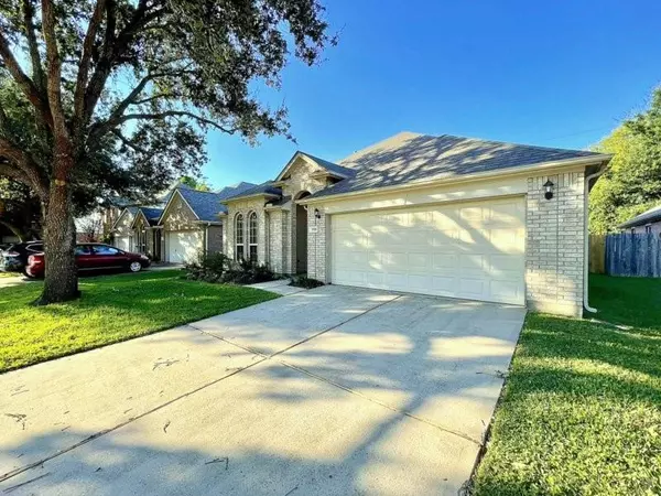 11702 Berkway TRL, Houston, TX 77065