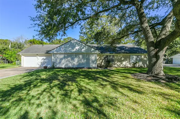 1703 Laurel ST,  La Marque,  TX 77568