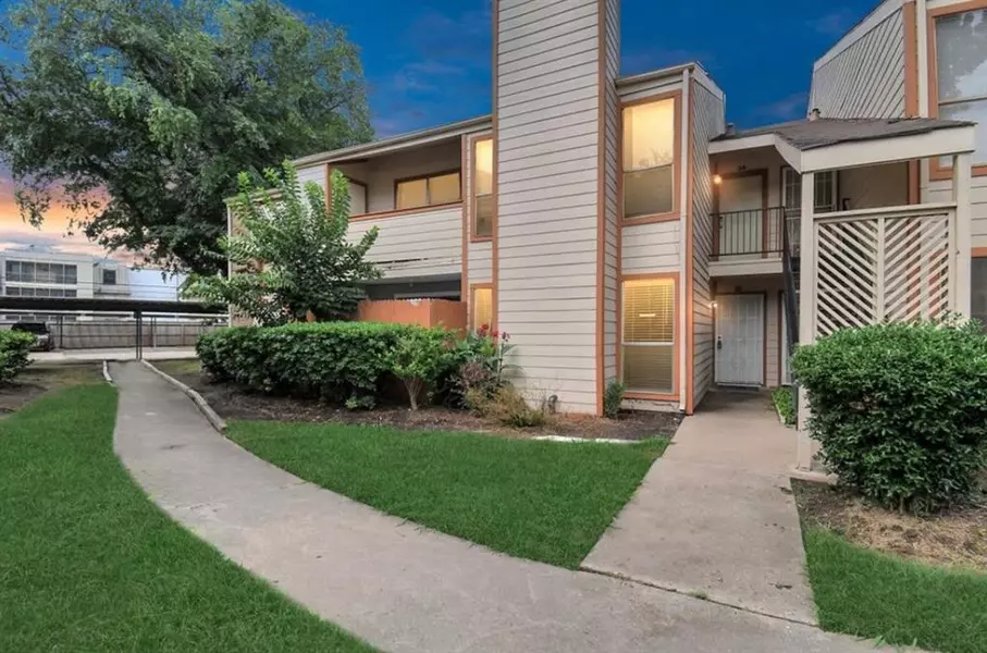 10202 Forum Park DR #33, Houston, TX 77036