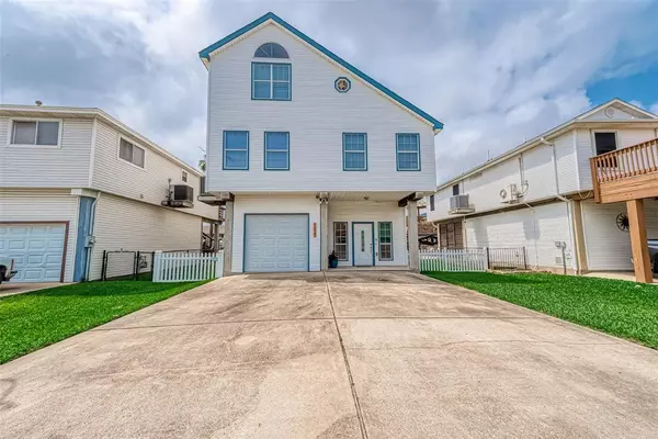 Bayou Vista, TX 77563,1027 Redfish ST