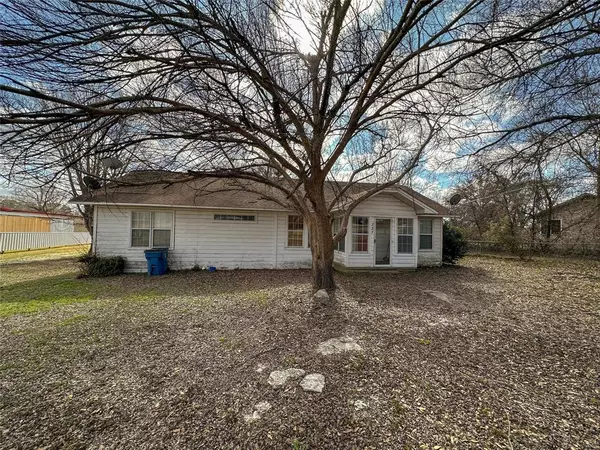 Buffalo, TX 75831,237 Donie Road