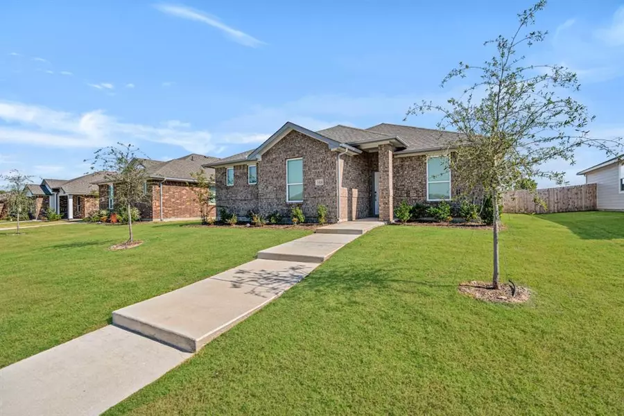 1423 Marvin Gardens, Lancaster, TX 75134