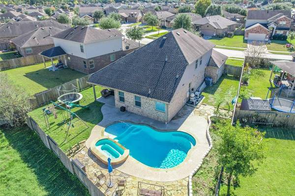 22514 Stillwater Valley Ln, Porter, TX 77365