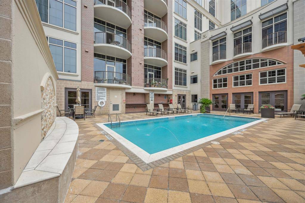 Houston, TX 77057,1616 Fountain View DR #209
