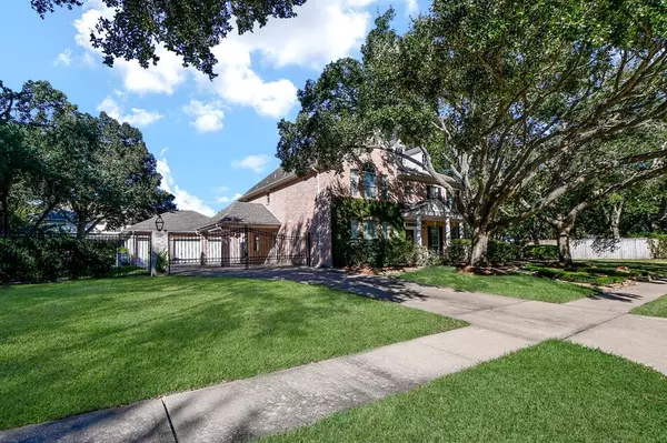 3415 Garden Gate WAY, Houston, TX 77059