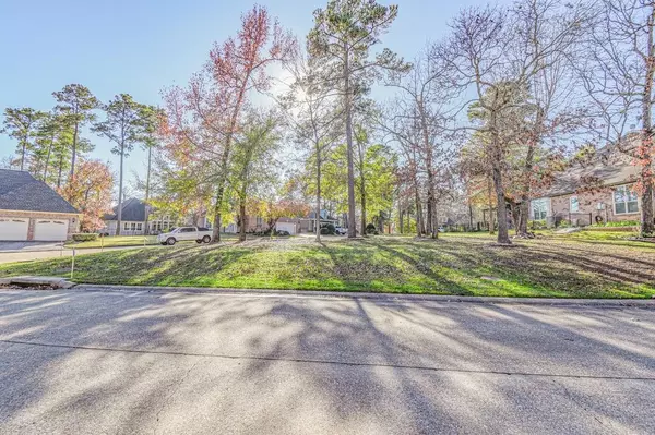 Montgomery, TX 77356,0 Creekwood E