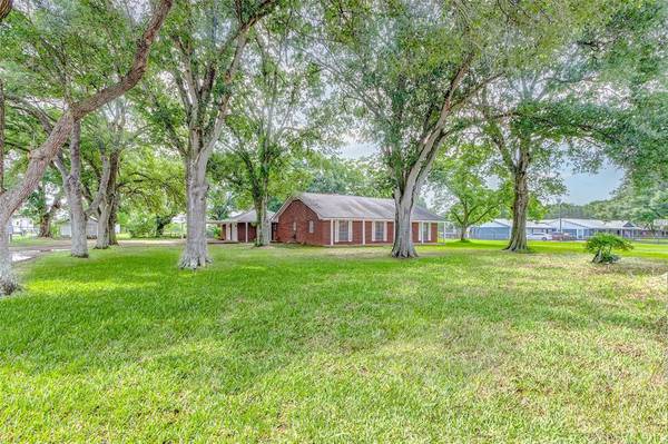 Sealy, TX 77474,1416 Woody LN