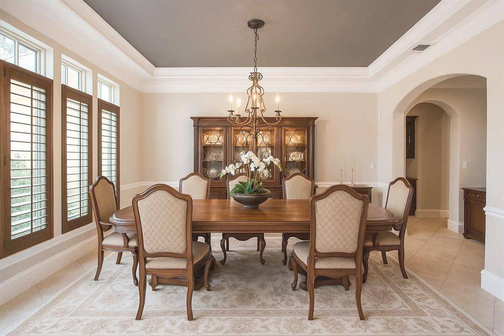 Houston, TX 77079,14115 Woodthorpe LN