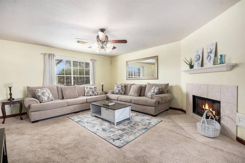 Pasadena, TX 77504,4907 Brower Crest DR