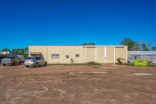 Needville, TX 77461,8231 Main ST