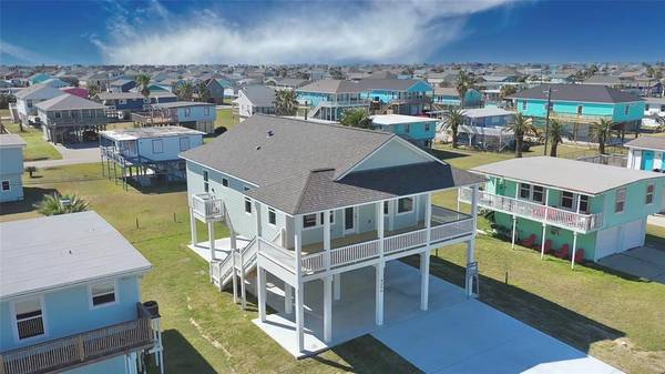 4206 Mason DR, Galveston, TX 77554