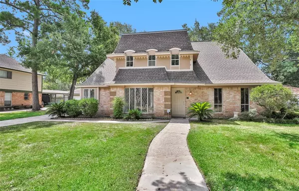 4811 Shatner DR, Houston, TX 77066