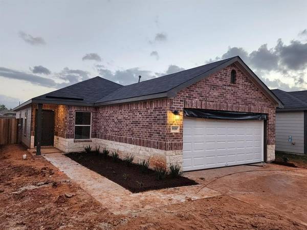 1818 Brushy Cedar DR, Conroe, TX 77301