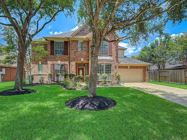 1028 Broad Bay LN, League City, TX 77573