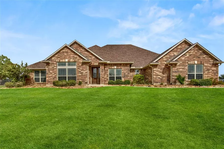 310 Mavanelle CV, Hempstead, TX 77445