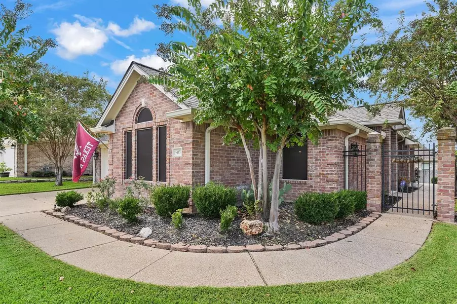 413 Rock Spring CT, College Station, TX 77845