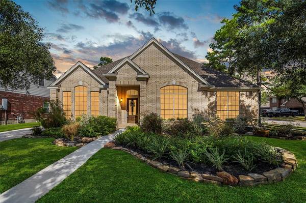 19302 Paradise Summit DR, Tomball, TX 77377