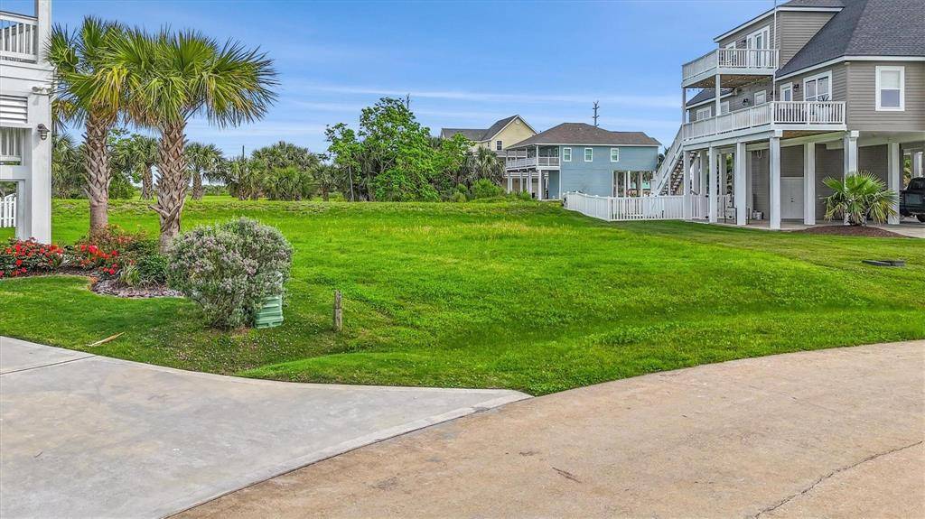 3631 Foremast, Galveston, TX 77554