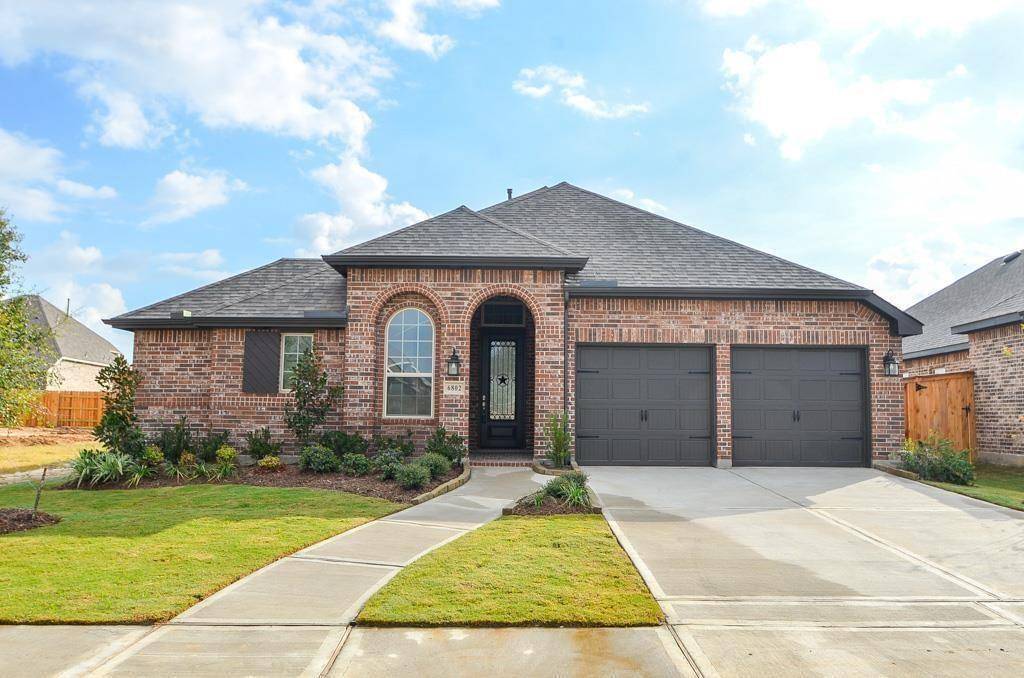 6802 Monarch Falls LN, Katy, TX 77493