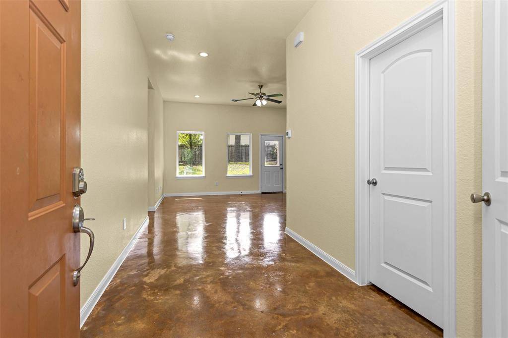 Montgomery, TX 77356,15704 Sycamore DR