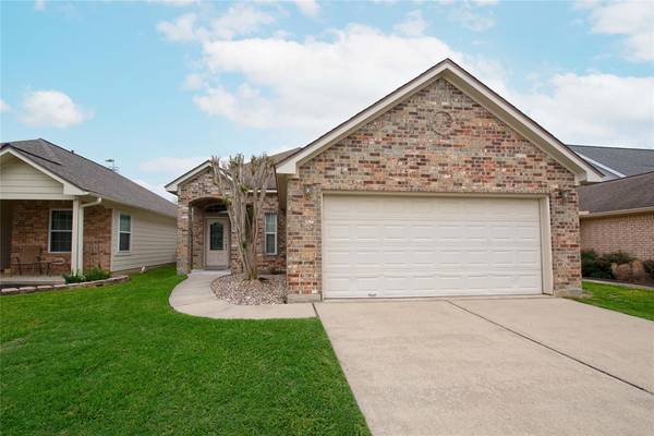 110 Moonspinner, Montgomery, TX 77356