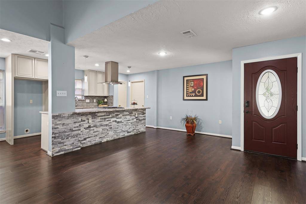 Pasadena, TX 77505,6538 Trimstone DR